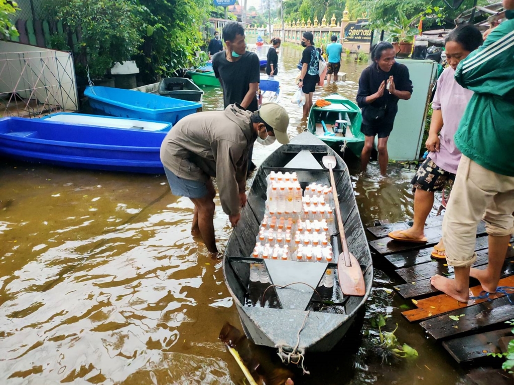 CPF เคียงข้างคนไทย …ส่งอาหารจากใจ สู้ภัยน้ำท่วม มอบเสบียงถึงมือประชาชน 23 จังหวัด CPF เคียงข้างคนไทย …ส่งอาหารจากใจ สู้ภัยน้ำท่วม มอบเสบียงถึงมือประชาชน 23 จังหวัด