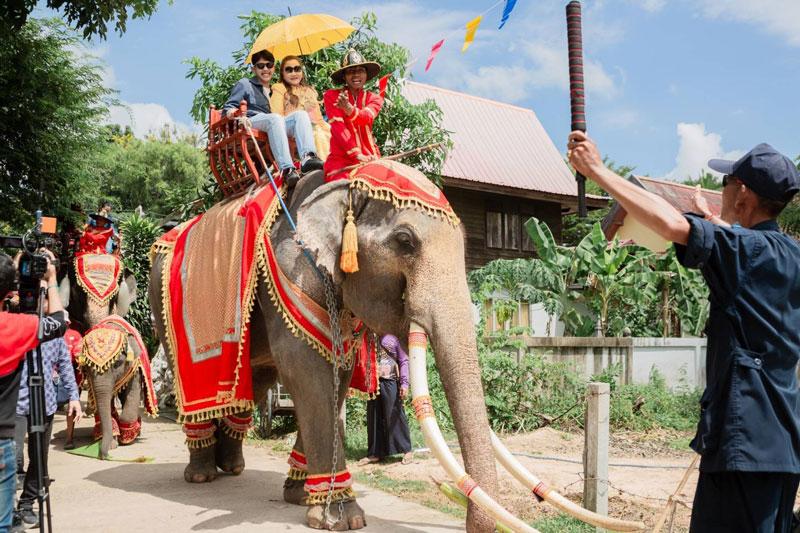 อลังการ! 7 ช้างแห่กฐินวัดสกุณาวาส สมทบทุนสร้างหลวงพ่อโตโคตรมะ อลังการ! 7 ช้างแห่กฐินวัดสกุณาวาส สมทบทุนสร้างหลวงพ่อโตโคตรมะ