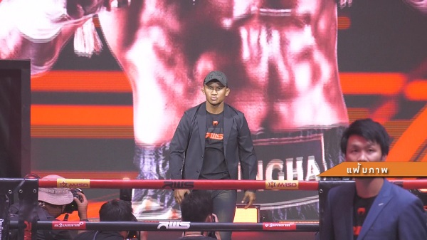 “เบิร์ด - บัวขาว” เตรียมร่วมร้องเพลงในงานเลี้ยง APEC 2022  (มีคลิป)