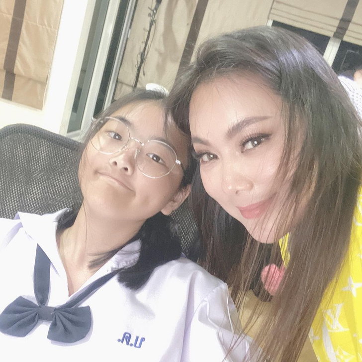 บุ๋ม ปนัดดา สุดปลื้ม น้องอันดามัน ลูกสาวคว้าเกรด 4 ทุกวิชาอีกแล้ว บุ๋ม ปนัดดา สุดปลื้ม น้องอันดามัน ลูกสาวคว้าเกรด 4 ทุกวิชาอีกแล้ว