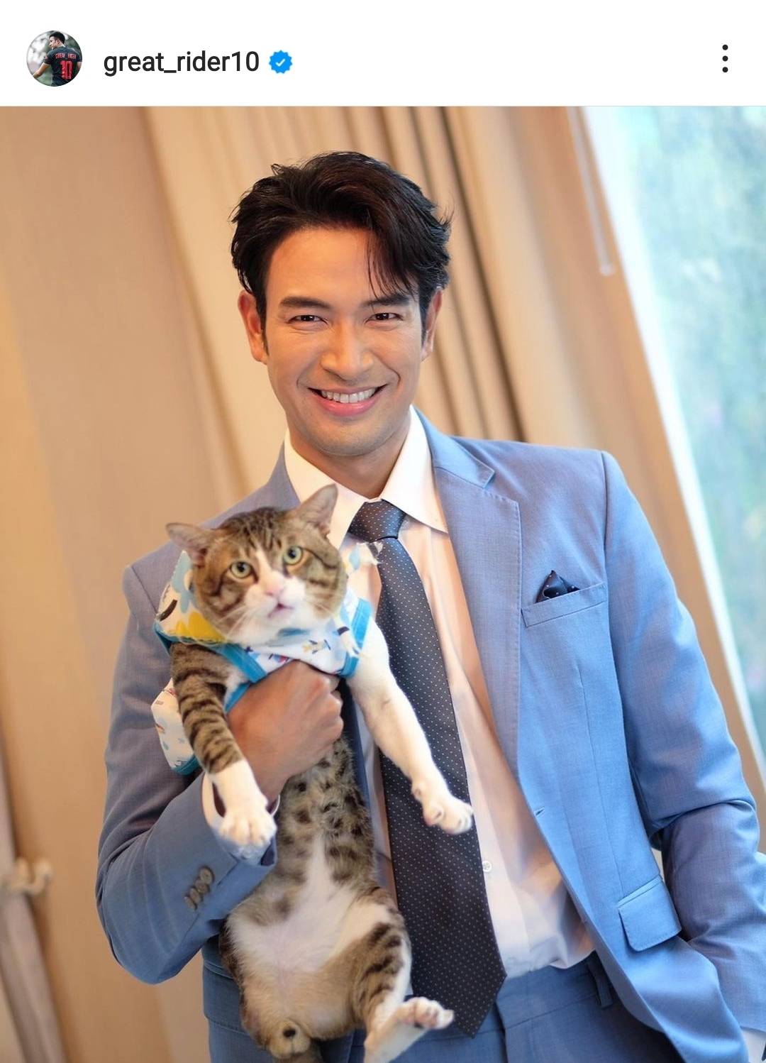 4 มิถุนายน วันกอดแมวสากล รวมหนุ่มๆคนบันเทิงทาสแมว 4 มิถุนายน วันกอดแมวสากล รวมหนุ่มๆคนบันเทิงทาสแมว