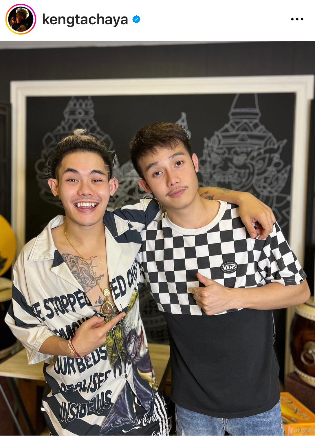 เก่ง ธชย คลายข้อสงสัย หลังโพสต์รูปถือชุดเจ้าสาว เก่ง ธชย คลายข้อสงสัย หลังโพสต์รูปถือชุดเจ้าสาว