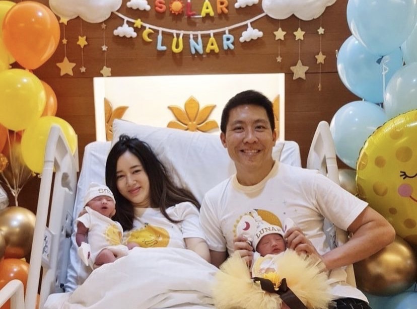 คุณแม่ป้ายแดง จุ้มจิ้ม วรนันท์ เผยคลอดลูกแฝดก่อนกำหนด แข็งแรงทั้งคู่ คุณแม่ป้ายแดง จุ้มจิ้ม วรนันท์ เผยคลอดลูกแฝดก่อนกำหนด แข็งแรงทั้งคู่