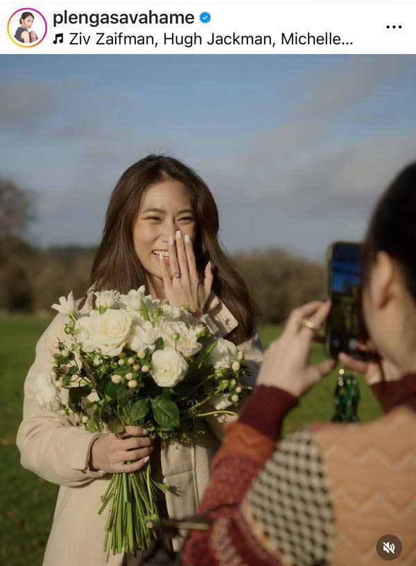 เพลง ชนม์ทิดา ลูกสาว ตู่ นันทิดา ถูกแฟนหนุ่มลูกนักการเมืองดังขอแต่งงานแล้ว เพลง ชนม์ทิดา ลูกสาว ตู่ นันทิดา ถูกแฟนหนุ่มลูกนักการเมืองดังขอแต่งงานแล้ว