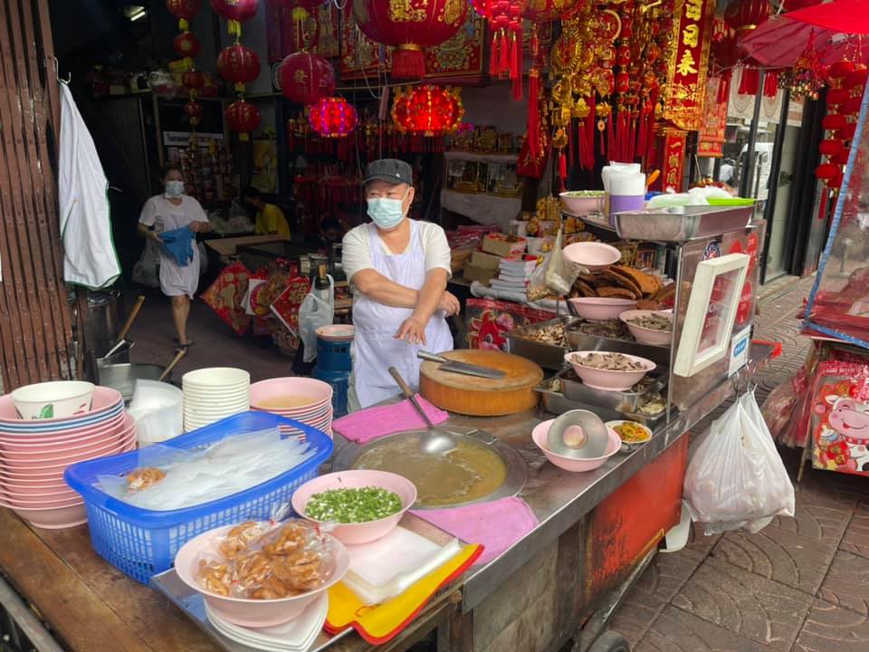 สะเทือนใจ! เฮียอ้วน ก๋วยจั๊บโรงหนังเจ้าดังเยาวราชเสียชีวิตจากโควิด