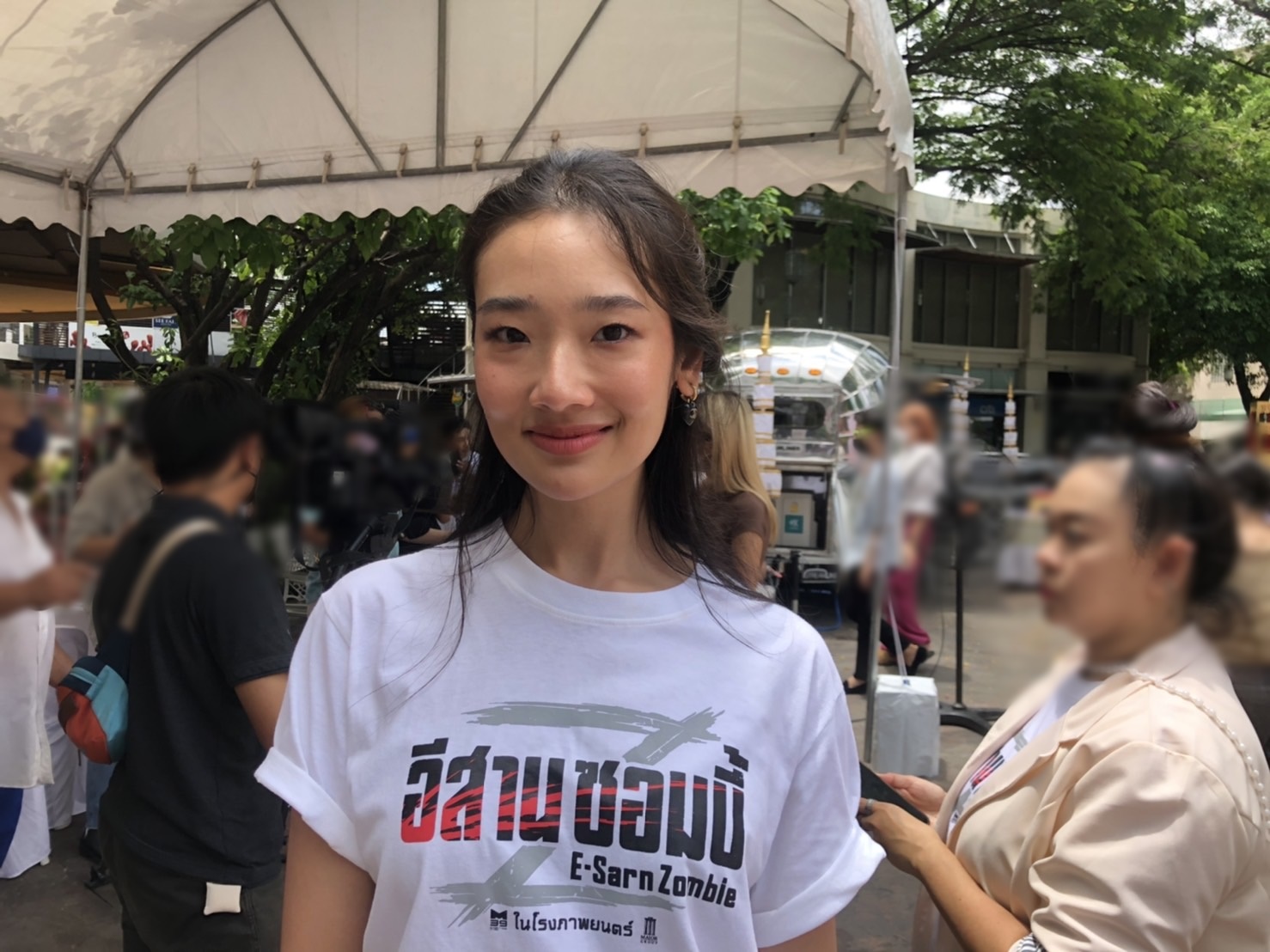 ออกแบบ ชุติมณฑน์ ยิ้มแก้มปริงานเริ่มกลับมาอีกครั้ง!! ออกแบบ ชุติมณฑน์ ยิ้มแก้มปริงานเริ่มกลับมาอีกครั้ง!!