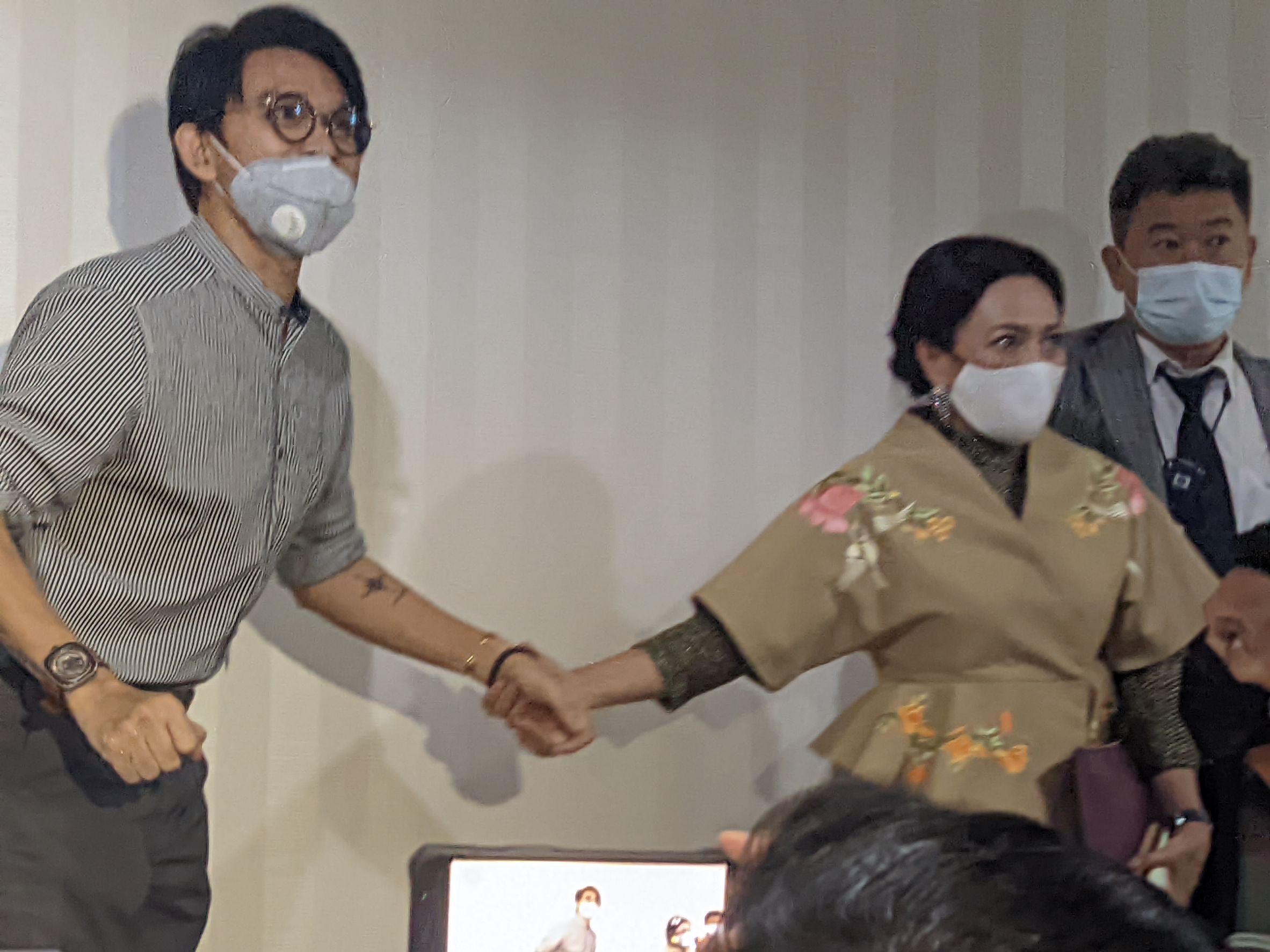 ปราปต์ ปฎล เปิดใจหลังเข้าพบพนักงานสอบสวนคดีพิเศษ คดีฟอกเงิน