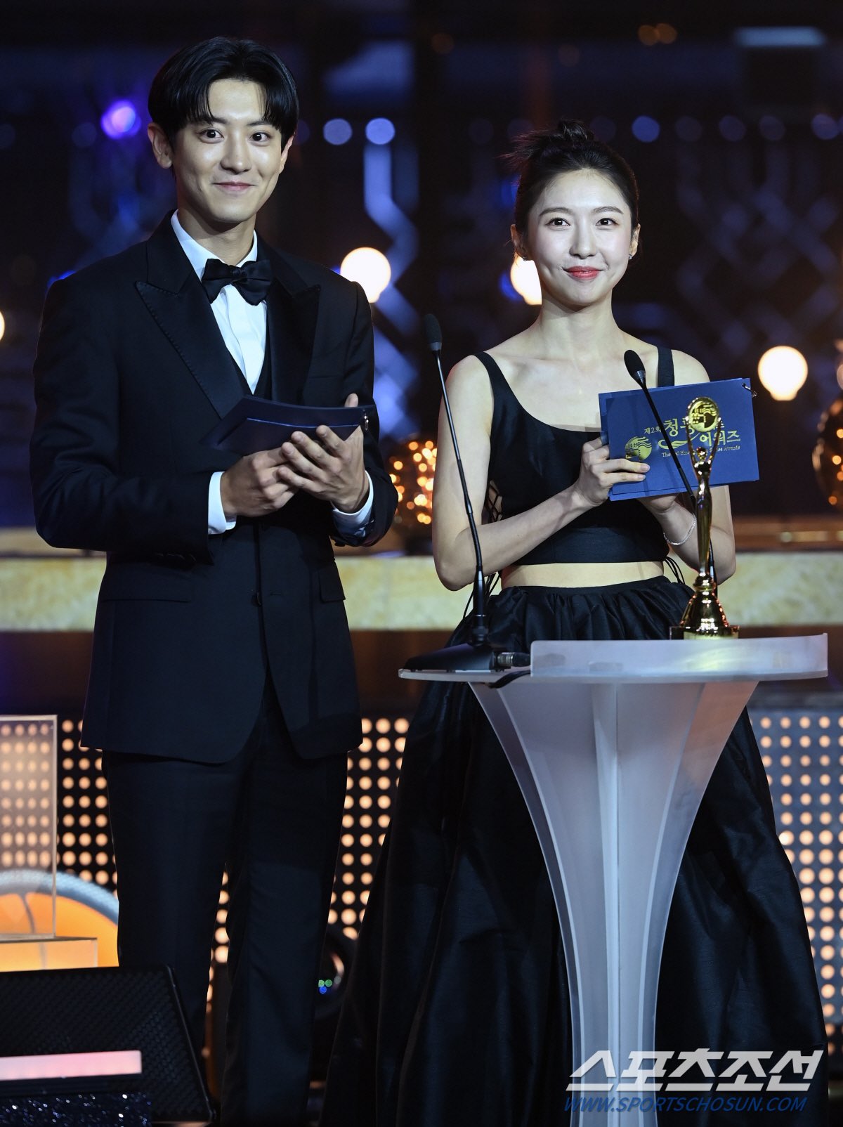 'ซงฮเยคโย' คว้าแดซัง!! เวที Blue Dragon Series Awards ปีนี้ จากบทนำ The Glory 'ซงฮเยคโย' คว้าแดซัง!! เวที Blue Dragon Series Awards ปีนี้ จากบทนำ The Glory