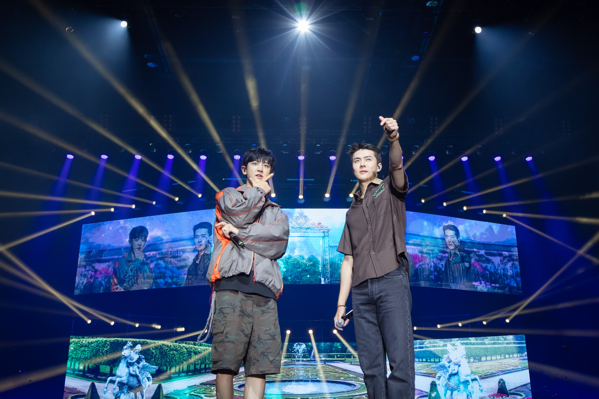 บรรยากาศสุดประทับใจ สุดยอดดูโอ้ EXO-SC เซฮุน-ชานยอล จัดแฟนคอนครั้งแรกในเมืองไทย บรรยากาศสุดประทับใจ สุดยอดดูโอ้ EXO-SC เซฮุน-ชานยอล จัดแฟนคอนครั้งแรกในเมืองไทย