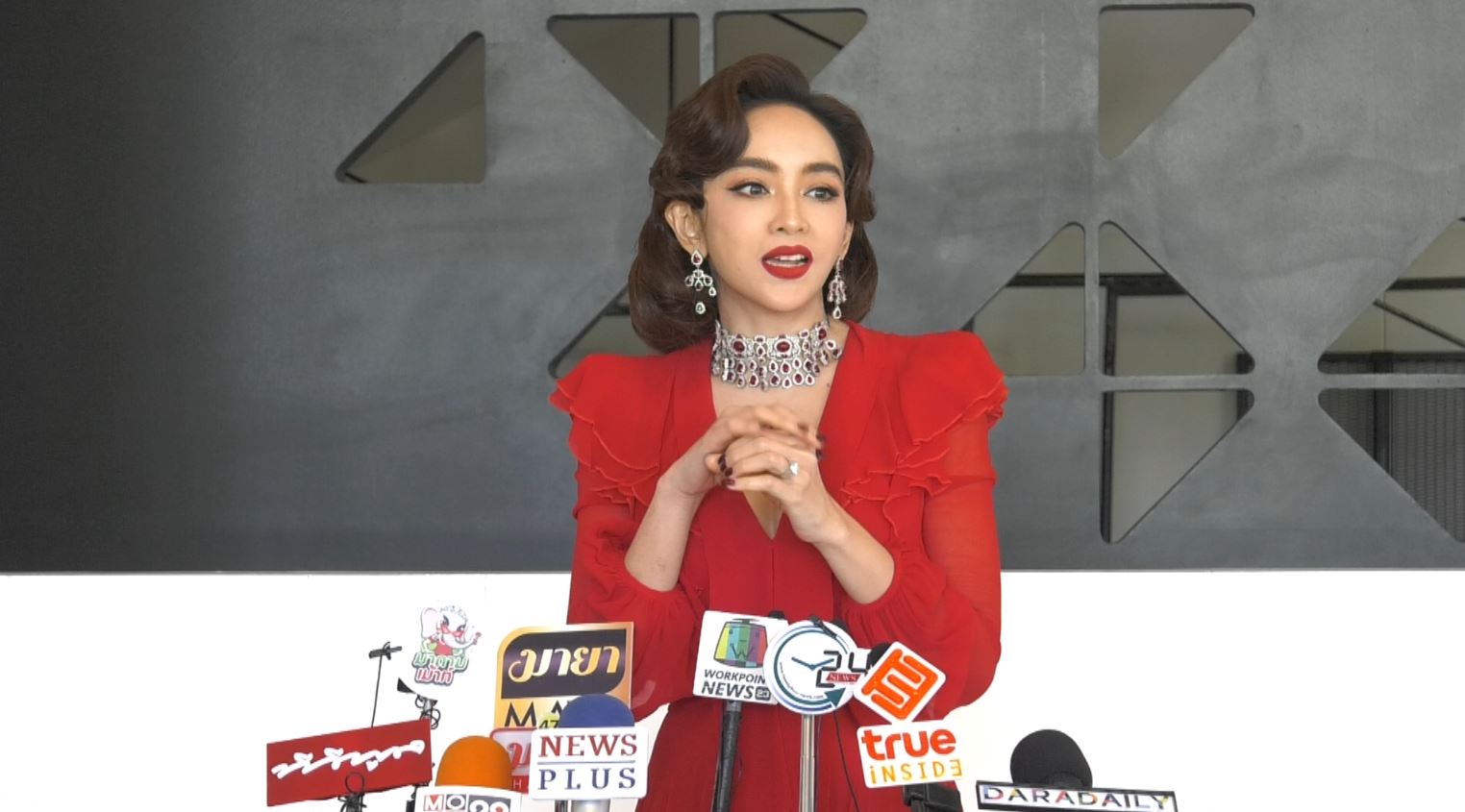 ยืนยัน!! ไม่เหมือนเดิม เป้ย ปานวาด ตอบความสัมพันธ์แก๊งเพื่อนชัด