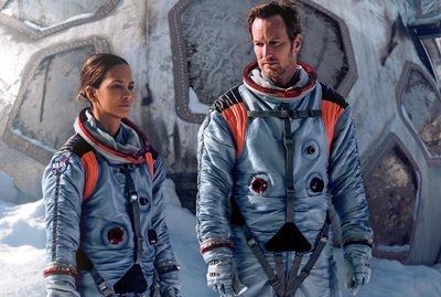 เมื่อดวงจันทร์โคจรมาชนโลก หนังภัยพิบัติสุดล้ำฉีกทุกทฤษฎี  “Moonfall วันวิบัติ จันทร์ถล่มโลก”