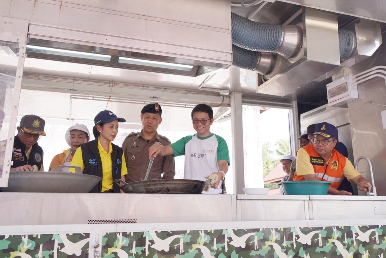 CP – CPF และกลุ่มธุรกิจในเครือฯ มอบวัตถุดิบประกอบอาหาร หนุนโรงครัวเคลื่อนที่ ช่วยผู้ประสบภัยน้ำท่วมจ.พัทลุง