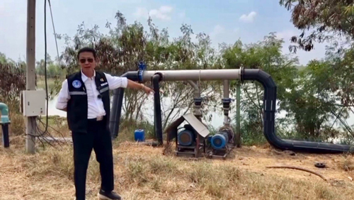 ทนายกฤษฎา ลงพื้นที่ นัดตรวจดูจุดปล่อยน้ำเสีย ลงที่ดิน ส.ป.ก. ทนายกฤษฎา ลงพื้นที่ นัดตรวจดูจุดปล่อยน้ำเสีย ลงที่ดิน ส.ป.ก.