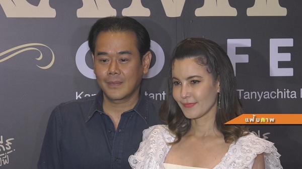 ธัญญ่า-เป๊ก พร้อมครอบครัวเองตระกูล ประกาศช่วยแบ่งเบาสายด่วน 1668 (มีคลิป) ธัญญ่า-เป๊ก พร้อมครอบครัวเองตระกูล ประกาศช่วยแบ่งเบาสายด่วน 1668 (มีคลิป)