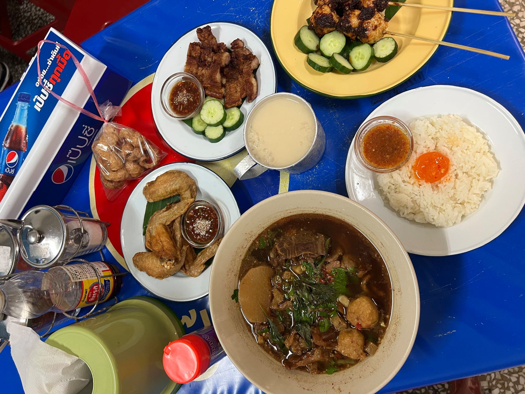 ฮือฮา!สาวรีวิวร้านก๋วยเตี๋ยวไทยโบราณในไต้หวัน เหมือนเป๊ะยันสายไฟ ฮือฮา!สาวรีวิวร้านก๋วยเตี๋ยวไทยโบราณในไต้หวัน เหมือนเป๊ะยันสายไฟ