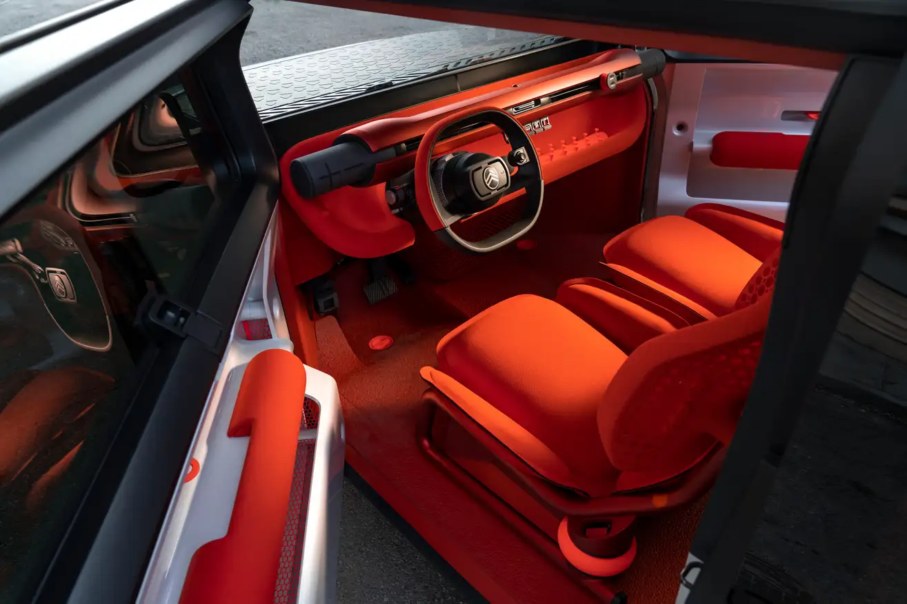 แบรนด์รถยนต์ฝรั่งเศส Citroën เปิดตัวรถหลังคากระดาษแข็ง ชูจุดเด่นรีไซเคิล แบรนด์รถยนต์ฝรั่งเศส Citroën เปิดตัวรถหลังคากระดาษแข็ง ชูจุดเด่นรีไซเคิล