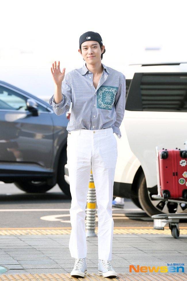 พระเอกหนุ่มสุดฮอต คิมยองแด เดินทางถึงไทยแล้ว แฟนๆให้การต้อนรับอย่างอบอุ่น