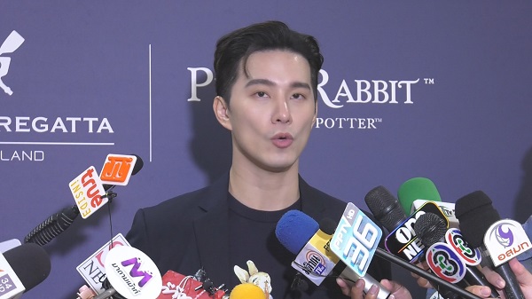 บี้ ธรรศภาคย์ ห่วง กุ๊บกิ๊บ-ดิว หลังมีภาพตำรวจบุกร้านทำเล็บ   (มีคลิป)