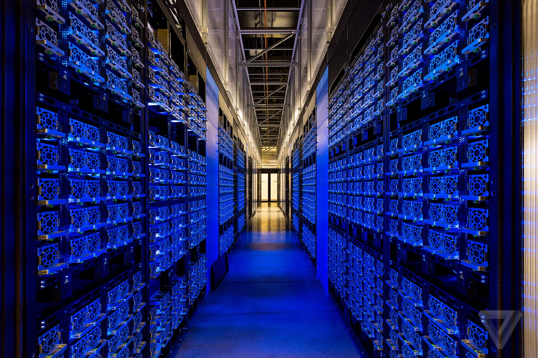 Meta เตรียมสร้าง AI supercomputer คาดเสร็จเร็วสุดภายในปีนี้! Meta เตรียมสร้าง AI supercomputer คาดเสร็จเร็วสุดภายในปีนี้!