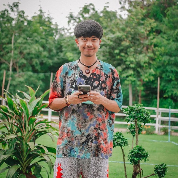 “เน็ค นฤพล” ภูมิใจผลงานเพลง เจ็บส่ำฟ้า มีรายได้ให้ครอบครัว (มีคลิป) “เน็ค นฤพล” ภูมิใจผลงานเพลง เจ็บส่ำฟ้า มีรายได้ให้ครอบครัว (มีคลิป)