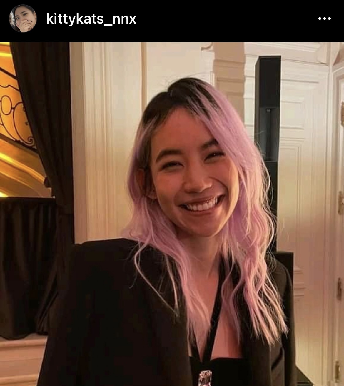 คิทตี้ ชิชา แชะภาพคู่ มาร์ค ต้วน งานแฟชั่นโชว์ แบรนด์ YSL คิทตี้ ชิชา แชะภาพคู่ มาร์ค ต้วน งานแฟชั่นโชว์ แบรนด์ YSL