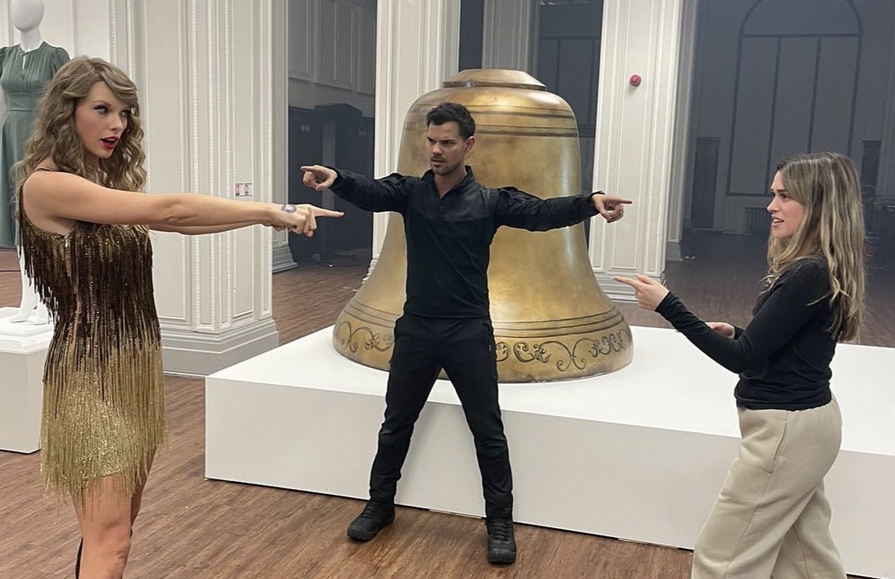 Taylor Swift” ชวน อดีตหวานใจ “Taylor Lautner” แสดงมิวสิควิดีโอเพลงใหม่ Taylor Swift” ชวน อดีตหวานใจ “Taylor Lautner” แสดงมิวสิควิดีโอเพลงใหม่
