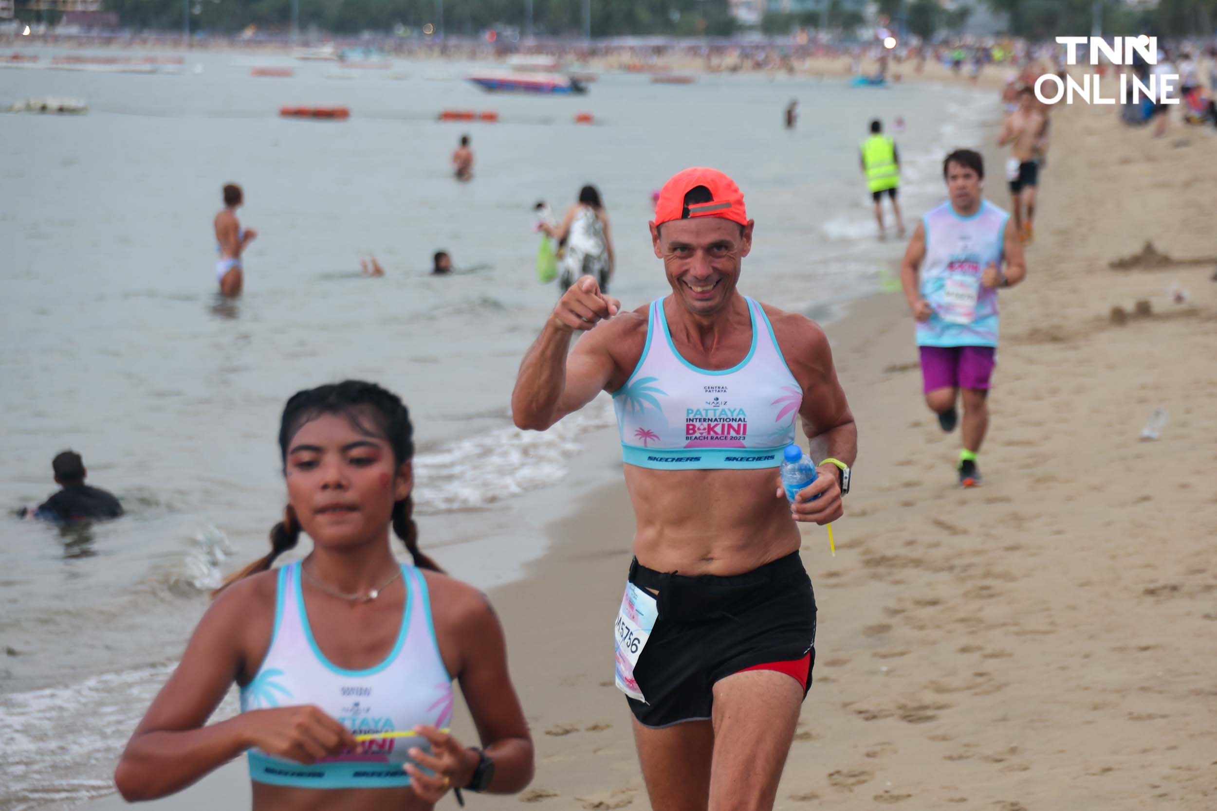 ใส่บิกินีอวดหุ่นสวย นักวิ่งกว่า 4,000 คน ร่วมวิ่งริมหาดพัทยา ใส่บิกินีอวดหุ่นสวย นักวิ่งกว่า 4,000 คน ร่วมวิ่งริมหาดพัทยา