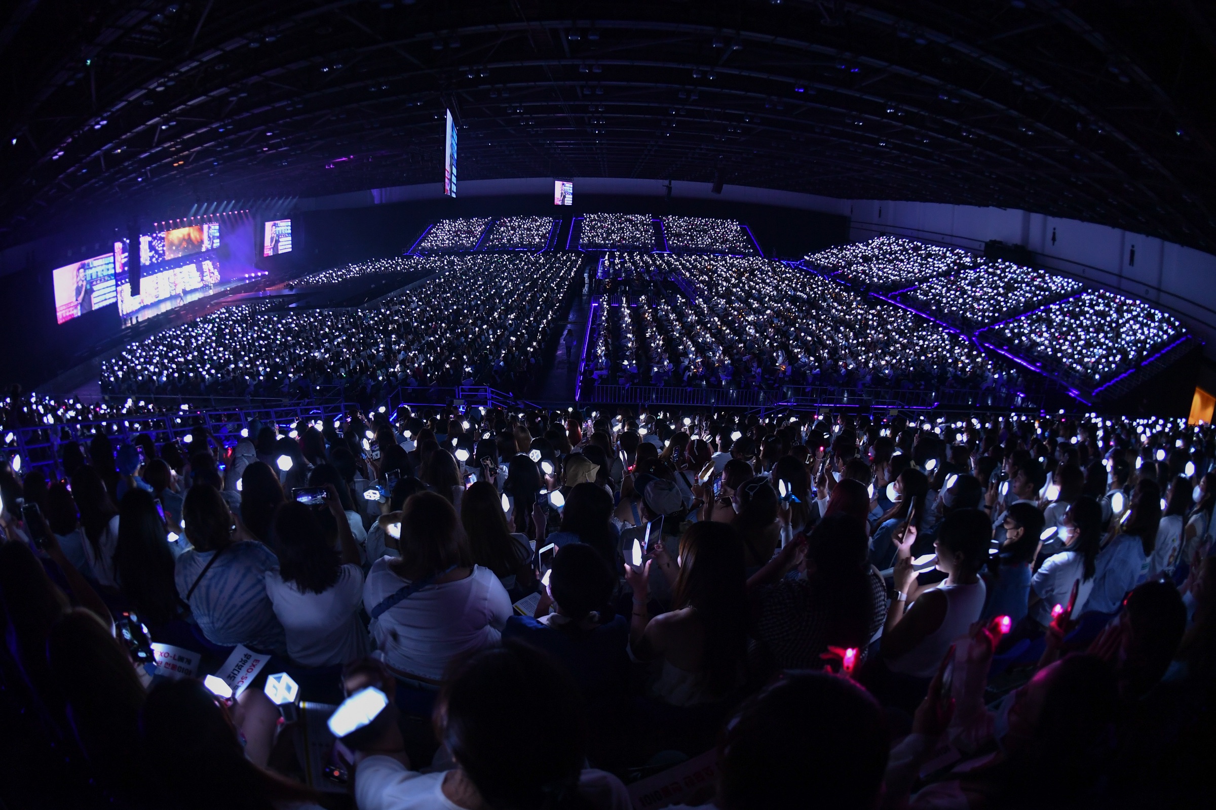 บรรยากาศสุดประทับใจ สุดยอดดูโอ้ EXO-SC เซฮุน-ชานยอล จัดแฟนคอนครั้งแรกในเมืองไทย บรรยากาศสุดประทับใจ สุดยอดดูโอ้ EXO-SC เซฮุน-ชานยอล จัดแฟนคอนครั้งแรกในเมืองไทย