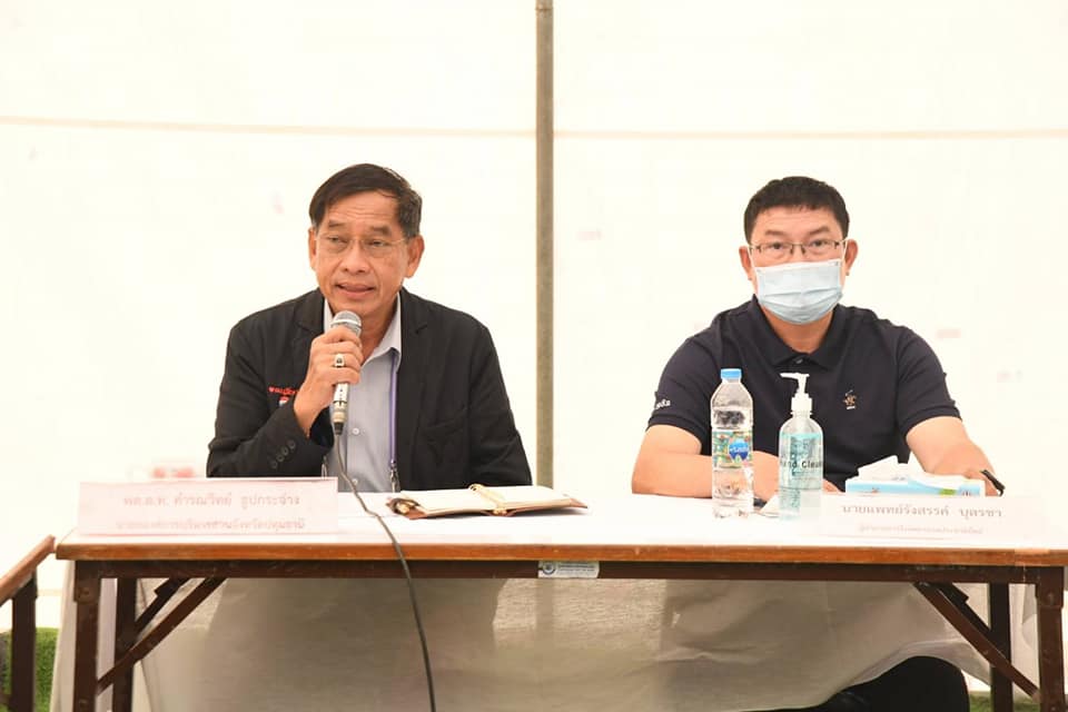 ชงปิดโรงงานย่านปทุมฯ หลังปกปิดข้อมูล ตรวจพบผู้ติดเชื้อโควิด-19 เกือบครึ่ง ชงปิดโรงงานย่านปทุมฯ หลังปกปิดข้อมูล ตรวจพบผู้ติดเชื้อโควิด-19 เกือบครึ่ง