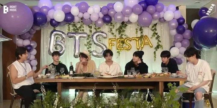 ยืนยันแล้ว J-Hope คือสมาชิกคนแรกของ BTS ที่จะมีผลงานเพลงเดี่ยวหลังพักวง ยืนยันแล้ว J-Hope คือสมาชิกคนแรกของ BTS ที่จะมีผลงานเพลงเดี่ยวหลังพักวง