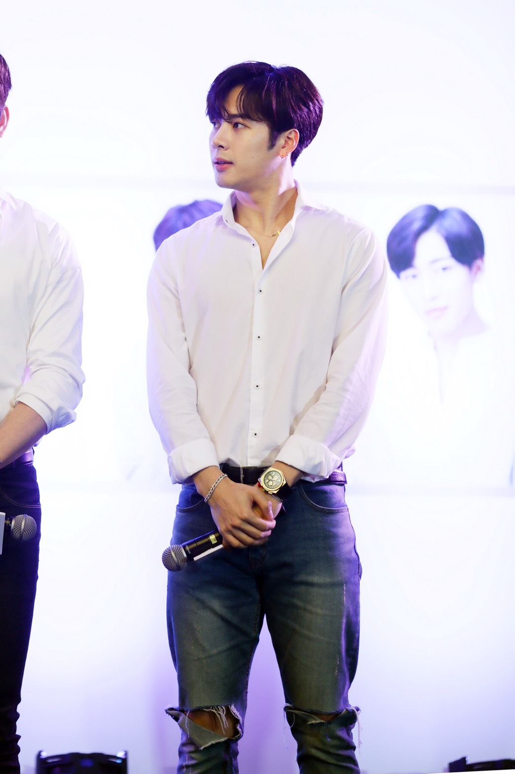 เหมือนจริงหรือไม่? แฟนคลับจับเทียบความหล่อ นุ๊ก-ปาย กับ แจ็คสัน หวัง GOT7 และ อี จงซอก เหมือนจริงหรือไม่? แฟนคลับจับเทียบความหล่อ นุ๊ก-ปาย กับ แจ็คสัน หวัง GOT7 และ อี จงซอก