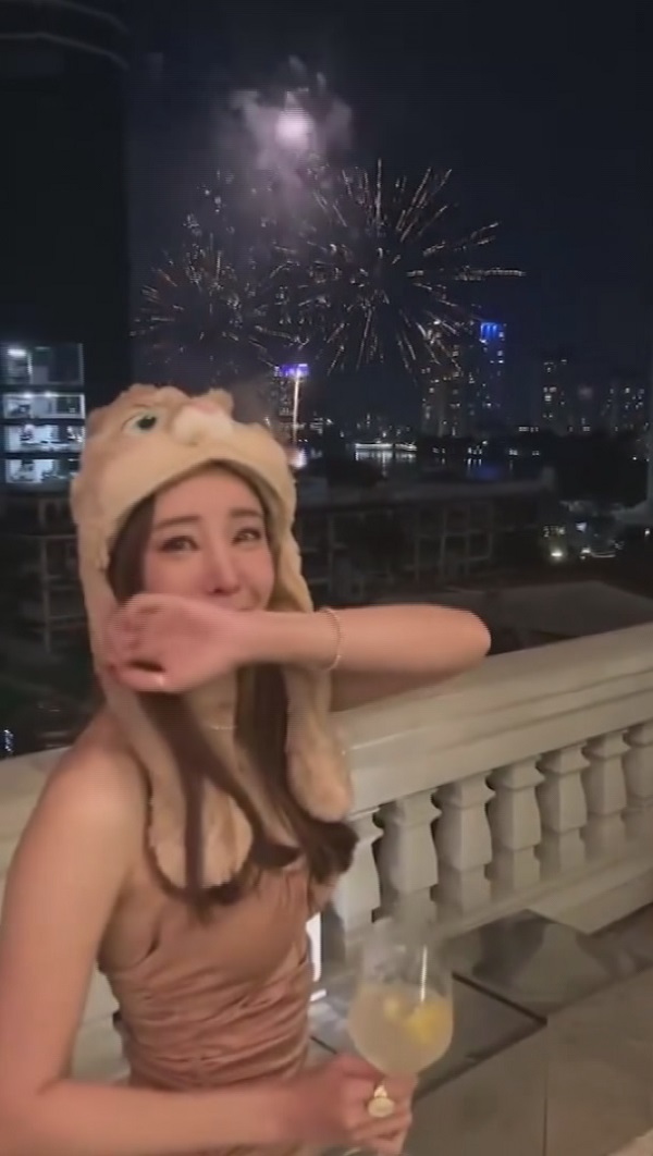 เพจ แตงโม เผยคลิปฉลองปีใหม่ครั้งสุดท้ายก่อนเสียชีวิต (มีคลิป)