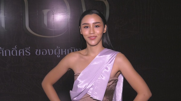 “ลิลลี่ ภัณฑิลา” ยก “ใบเฟิร์น” เป็นไอดอล (มีคลิป)