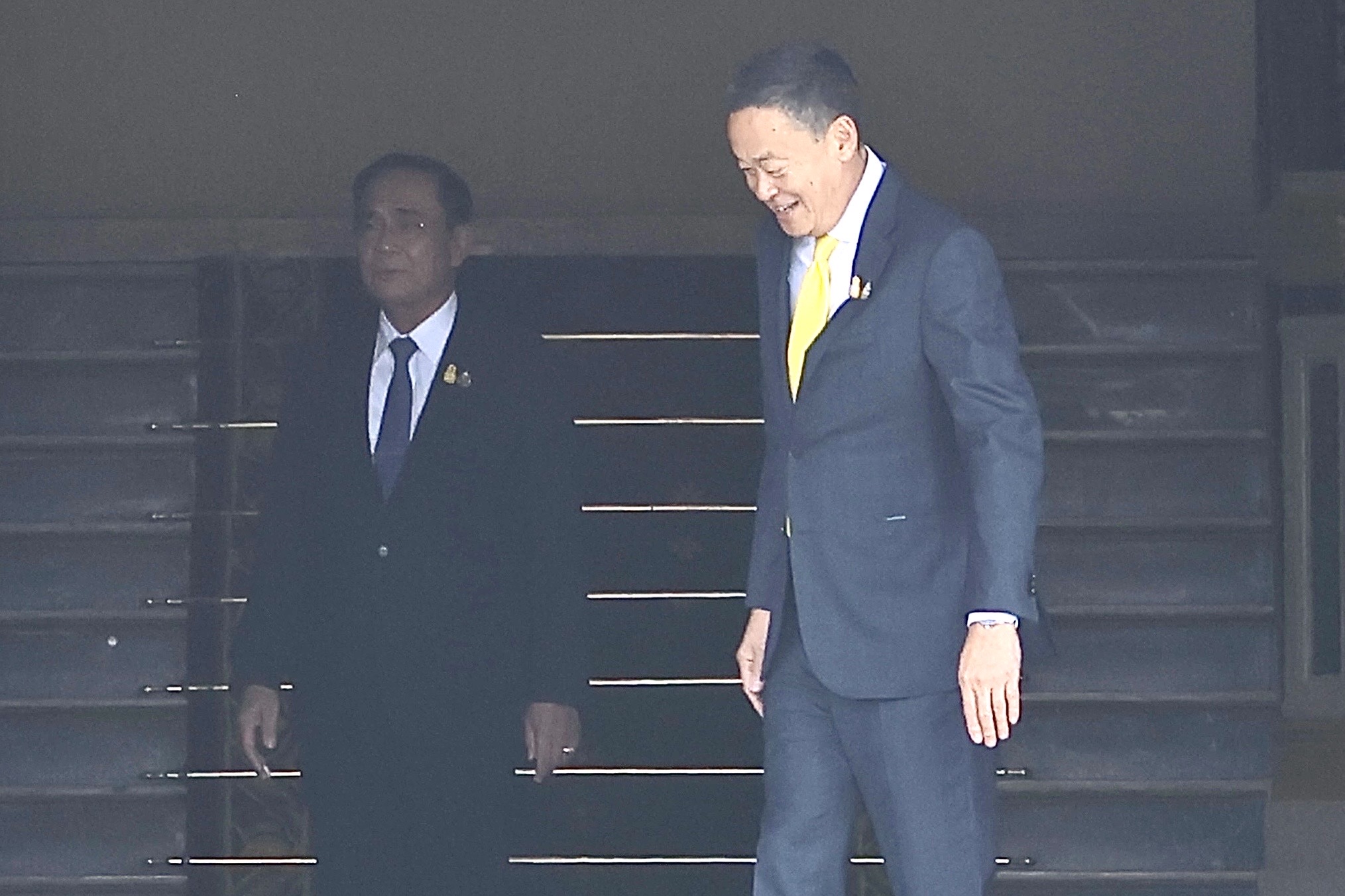 ประมวลภาพ เศรษฐา ทวีสิน นายกรัฐมนตรีคนที่ 30 เข้าพบ พลเอกประยุทธ์ จันทร์โอชา ประมวลภาพ เศรษฐา ทวีสิน นายกรัฐมนตรีคนที่ 30 เข้าพบ พลเอกประยุทธ์ จันทร์โอชา