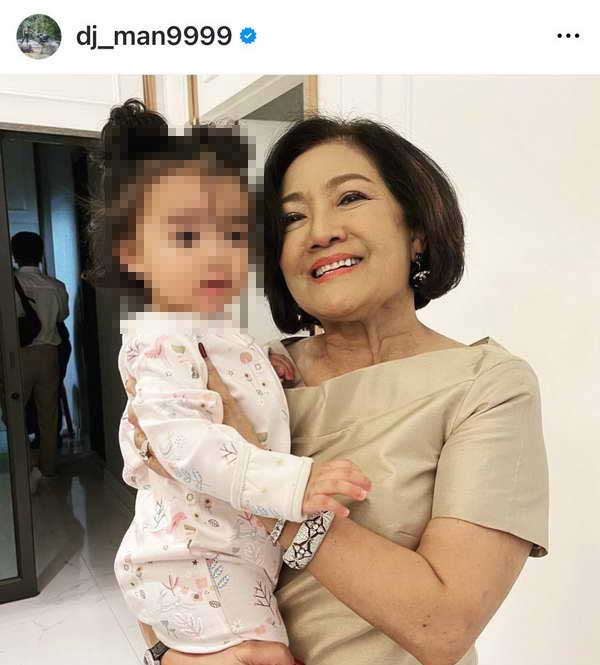 คุณแม่ ดีเจแมน เผยไม่รู้มาก่อน ใบเตย อาร์สยาม หย่ากับลูกชายแล้ว คุณแม่ ดีเจแมน เผยไม่รู้มาก่อน ใบเตย อาร์สยาม หย่ากับลูกชายแล้ว