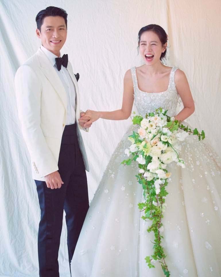 จากคู่จิ้นสู่คู่จริง รวมคู่รักคนบันเทิงที่พบรักกันในจอ จากคู่จิ้นสู่คู่จริง รวมคู่รักคนบันเทิงที่พบรักกันในจอ