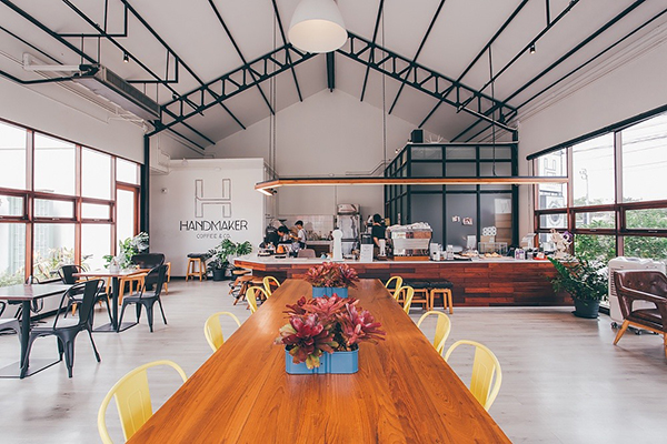 10 คาเฟ่แถวราชพฤกษ์ ร้านเด็ดถ่ายรูปสวย ห้ามพลาดไปเช็กอิน