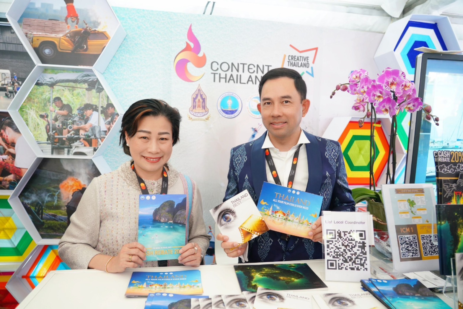 กระทรวงวัฒนธรรม เยือนเทศกาลหนังเมืองคานส์ เผยมีบริษัทสนใจลงทุนหนังไทยกว่า100 ล้านบาท กระทรวงวัฒนธรรม เยือนเทศกาลหนังเมืองคานส์ เผยมีบริษัทสนใจลงทุนหนังไทยกว่า100 ล้านบาท