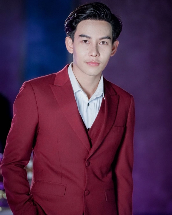 ครูเต้ย อภิวัฒน์ แบกรับภาระต่อเดือนนับแสน!! ครูเต้ย อภิวัฒน์ แบกรับภาระต่อเดือนนับแสน!!