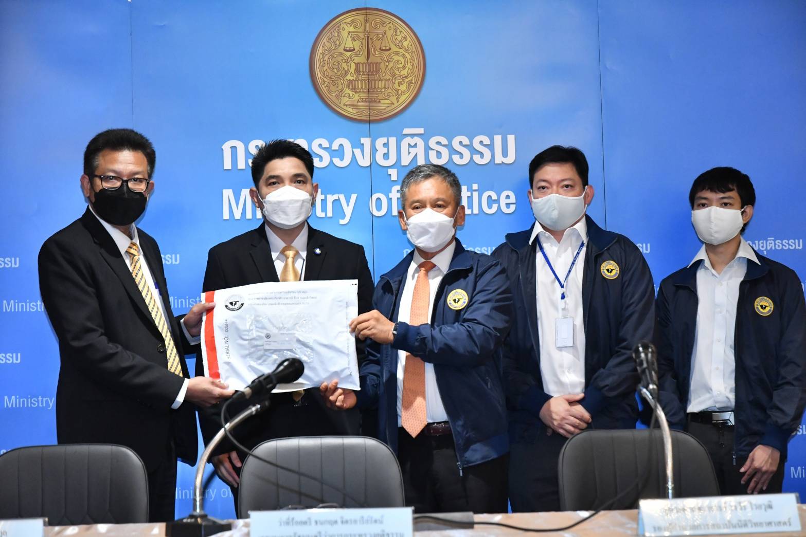 แถลงผลผ่า แตงโม นิดา รอบ2 ยันฟันไม่หัก เผยแผลทั่วร่างกาย 22 จุด แถลงผลผ่า แตงโม นิดา รอบ2 ยันฟันไม่หัก เผยแผลทั่วร่างกาย 22 จุด