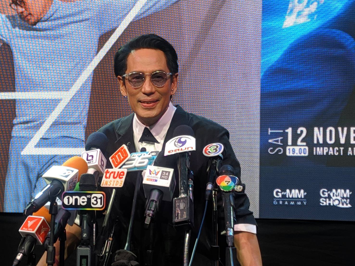 เบิร์ด ธงไชย พร้อมจัดเต็มความสุข คอนเสิร์ตใหญ่ในรอบ 3 ปี เบิร์ด ธงไชย พร้อมจัดเต็มความสุข คอนเสิร์ตใหญ่ในรอบ 3 ปี