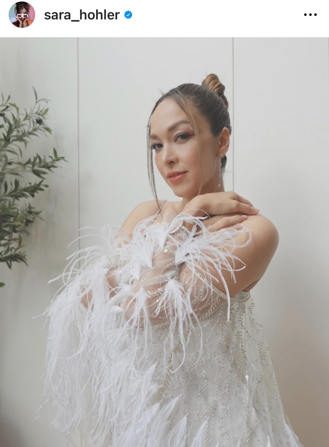 ซาร่า นลิน  รับงานแรก อวดหุ่นปัง หลังคลอดลูกสาว