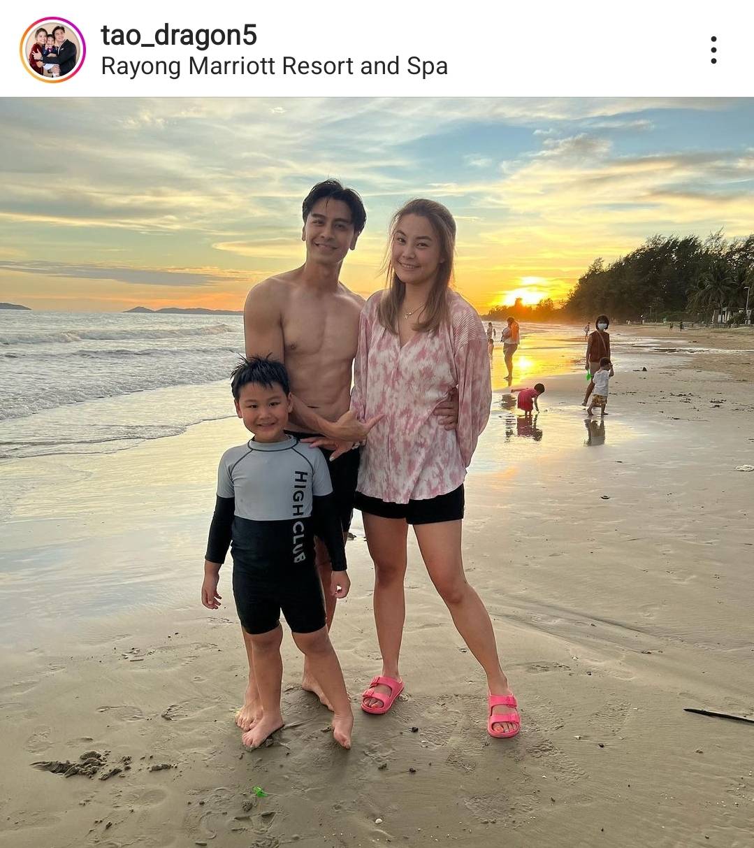 เต๋า อดิศร ประกาศข่าวดี ภรรยาตั้งท้องลูกคนที่2 เผยรอมา3ปี เต๋า อดิศร ประกาศข่าวดี ภรรยาตั้งท้องลูกคนที่2 เผยรอมา3ปี