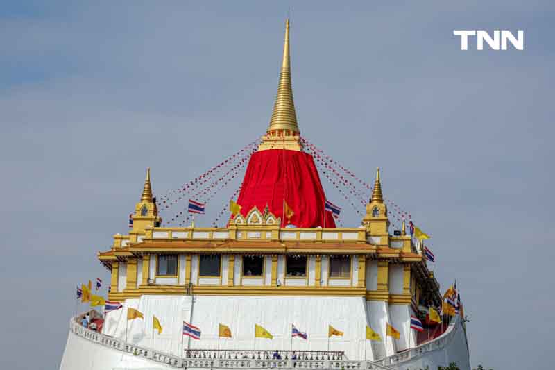 ขบวนยิ่งใหญ่ตระการตา อัญเชิญผ้าแดงห่มองค์พระบรมบรรพต(ภูเขาทอง) ขบวนยิ่งใหญ่ตระการตา อัญเชิญผ้าแดงห่มองค์พระบรมบรรพต(ภูเขาทอง)