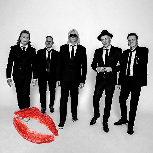 วัยรุ่นดักทำร้าย!! ‘ริก อัลเลน’ มือกลองแขนเดียววง Def Leppard ล้มศีรษะกระแทกพื้น วัยรุ่นดักทำร้าย!! ‘ริก อัลเลน’ มือกลองแขนเดียววง Def Leppard ล้มศีรษะกระแทกพื้น