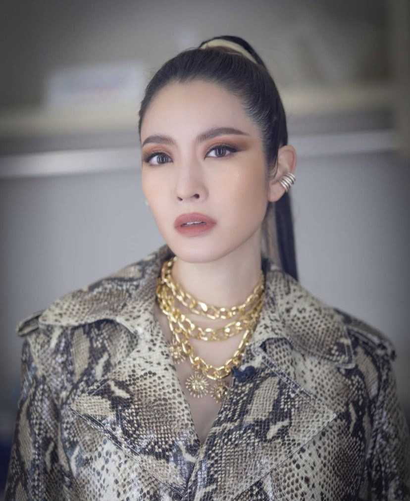 แอฟ ทักษอร เปิดใจเคลียร์เรื่องหนุ่มๆ สถานะหัวใจตอนนี้? แย้ม ปีใหม่ อยากได้น้อง แอฟ ทักษอร เปิดใจเคลียร์เรื่องหนุ่มๆ สถานะหัวใจตอนนี้? แย้ม ปีใหม่ อยากได้น้อง