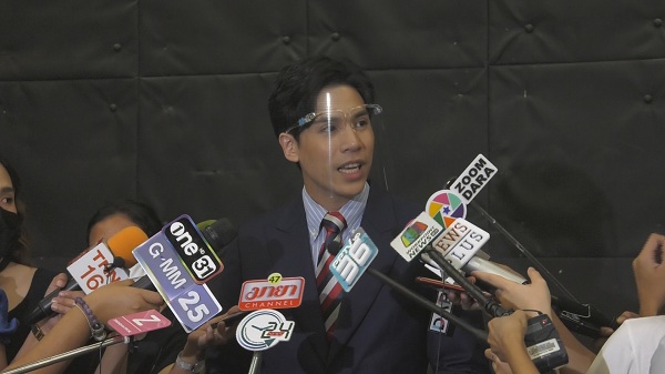 “เจษ เจษฎ์พิพัฒ” ไม่หวั่นอาถรรพ์รัก “วิว” 3 ปี  (มีคลิป)