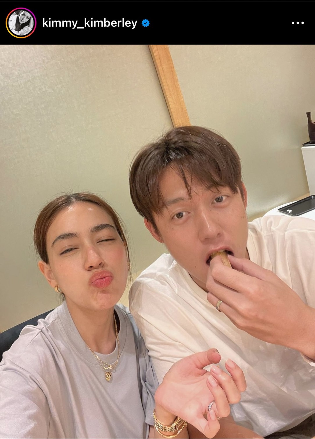 คิมเบอร์ลี่ รับ หมาก สายเปย์เรื่องงานแต่งจ่ายเองทั้งหมด คิมเบอร์ลี่ รับ หมาก สายเปย์เรื่องงานแต่งจ่ายเองทั้งหมด