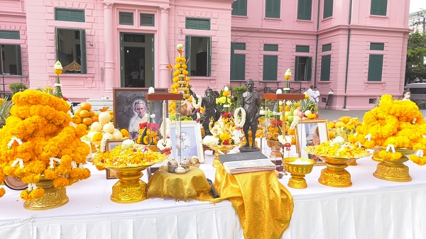 มาริโอ้-อนันดา นำทีมทำบุญและบวงสรวงภาพยนตร์ขุนพันธ์ 3 (มีคลิป)