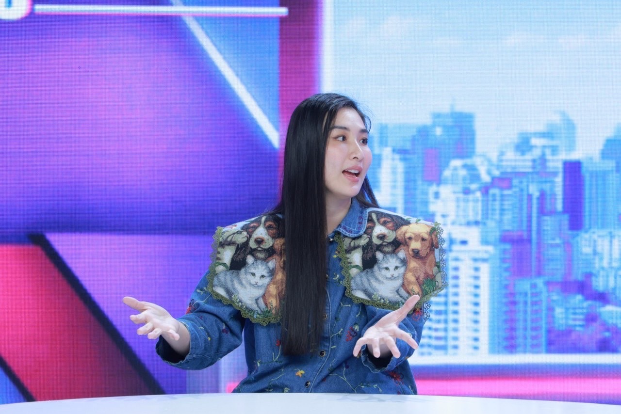 กระติ๊บ ฟาดเกรียนคีย์บอร์ด หลังเจอหนุ่มขอสักในที่ลับ ไม่ให้เกียรติอาชีพช่างสัก